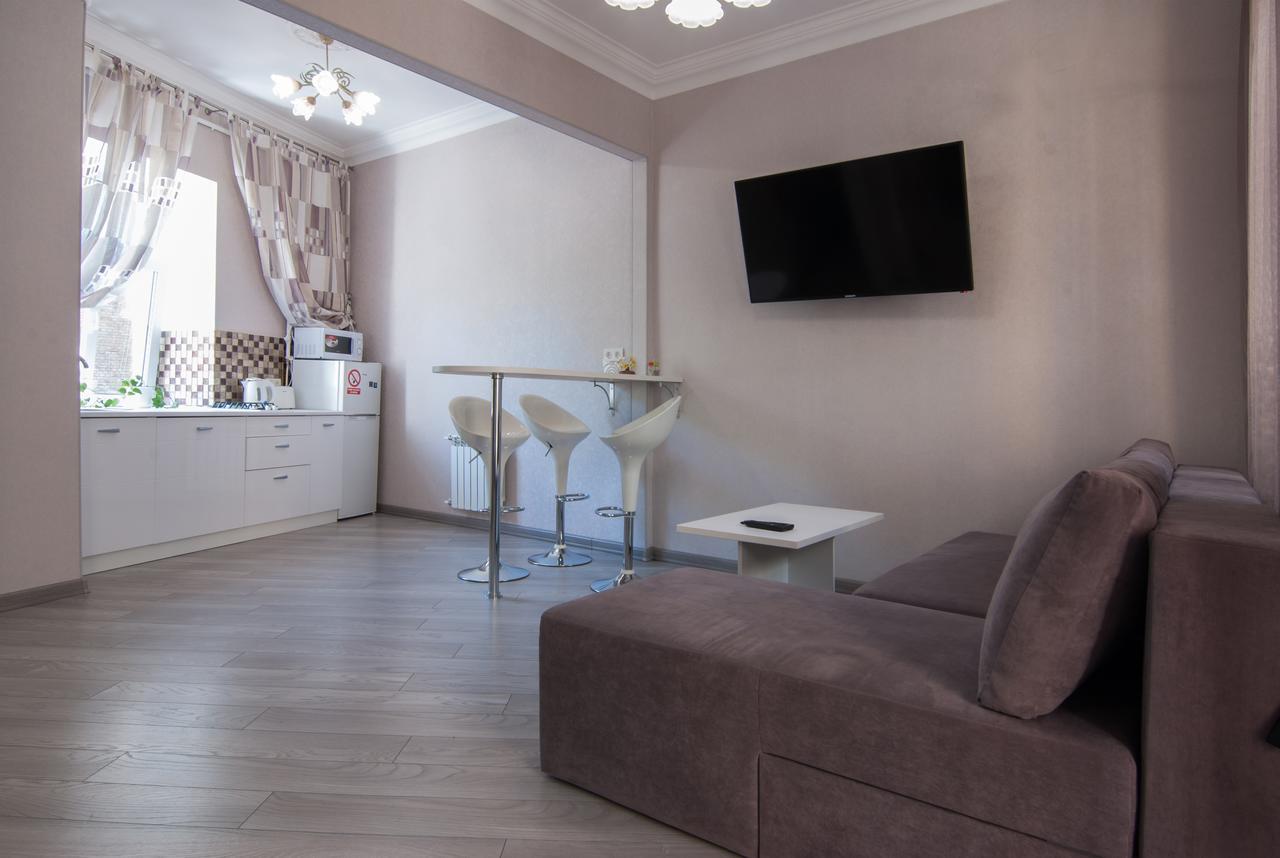 Home Hotel Apartments On Mykhailivska Square - Kiev מראה חיצוני תמונה