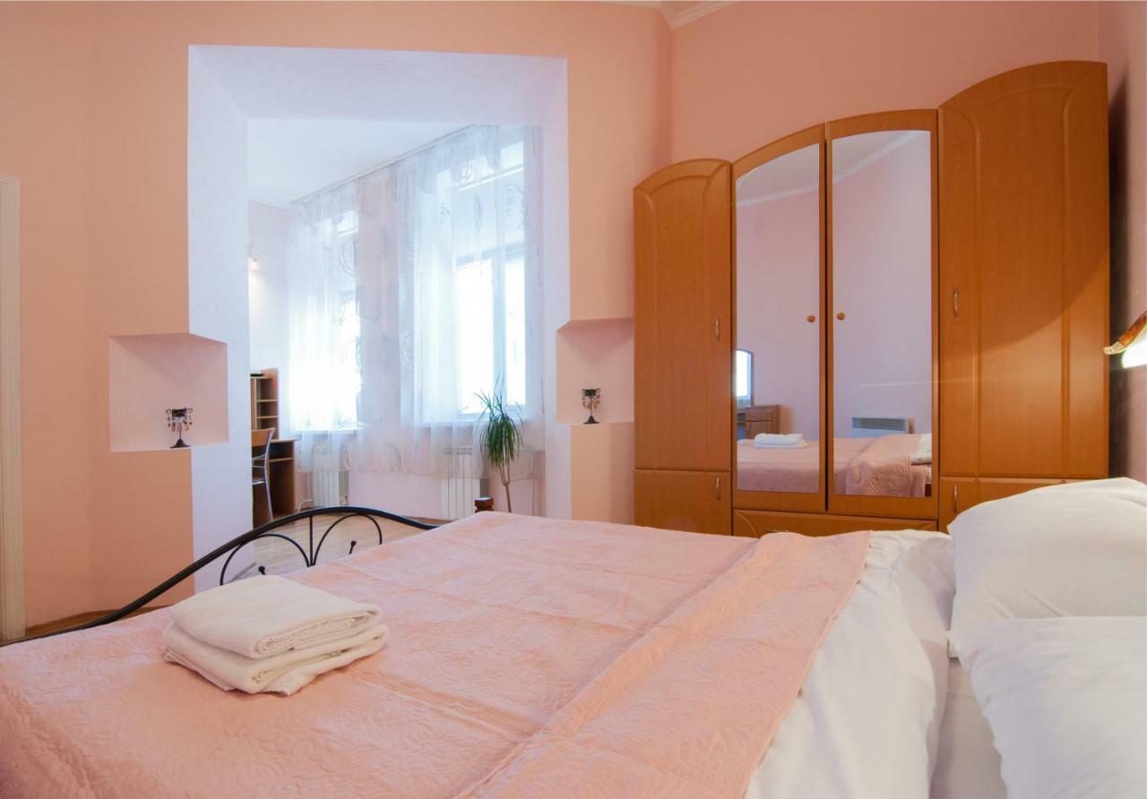 Home Hotel Apartments On Mykhailivska Square - Kiev מראה חיצוני תמונה